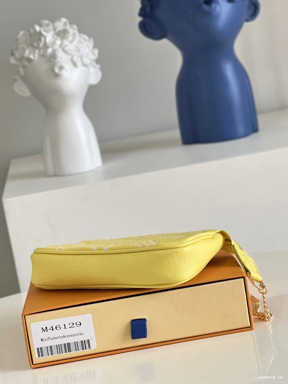 WIS VUITTON MINI POCHETTE ACCESSOIRES LOUIS 0217